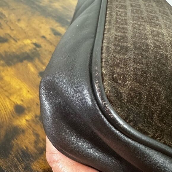 Fendi FF Vintage Suede Leather Shoulder Bag Brown - Picture 9 of 16